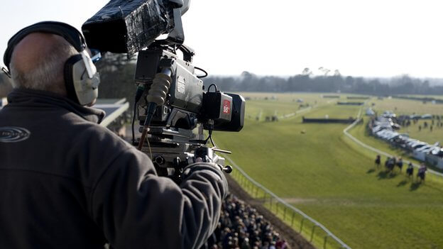 Horse Racing - Watch free live streaming
